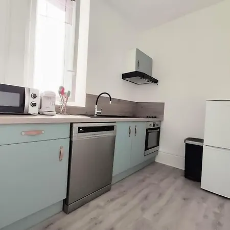 Superbe Sur Cour Arboree Apartmán Dijon