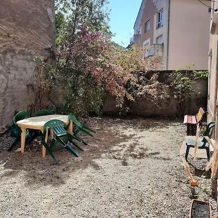 Superbe Sur Cour Arborée * Dijon