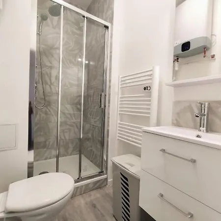 Apartmán Superbe Sur Cour Arboree