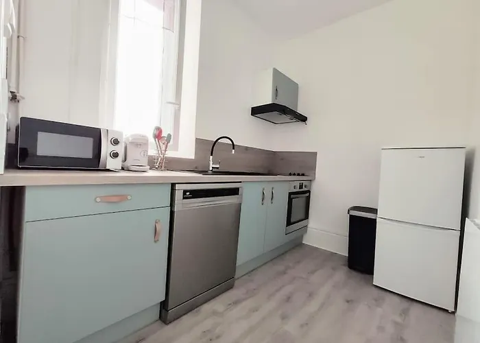 Superbe Sur Cour Arboree Apartmán Dijon