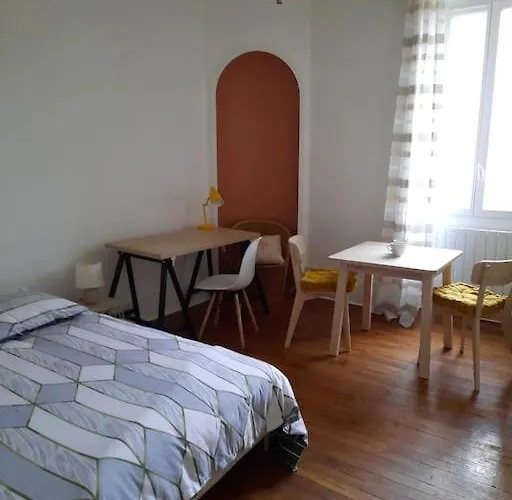 Superbe Sur Cour Arboree Apartment Dijon